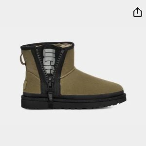 Classic Mini Zipper Tape Logo